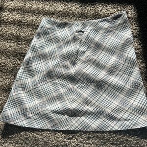 Super cute zip up skirt size 0